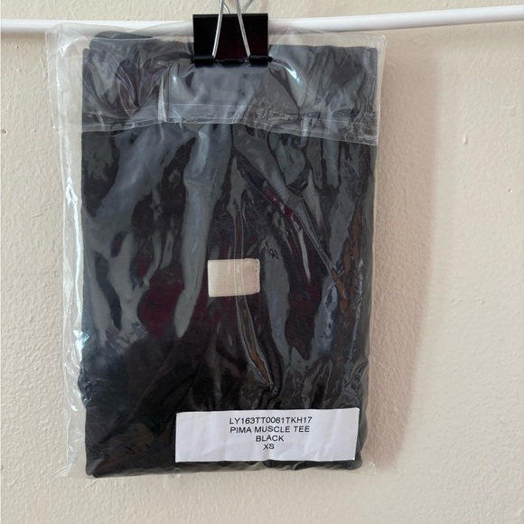 Lunya Pima Cotton Black Muscle Tee sz XS New in original packaging! - Picture 5 of 5